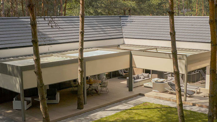 Czy warto wydawać pieniądze na pergole tarasowe