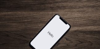 Jaki uchwyt na telefon do samochodu wybrać