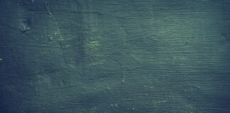 Z jakiej firmy przybory szkolne?