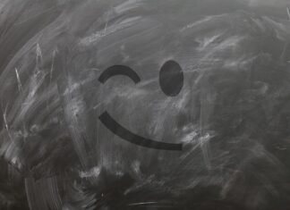 Dlaczego należy zamykać drzwi do sypialni?