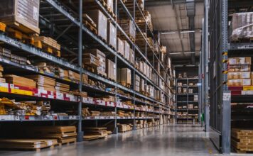 używane regały magazynowe