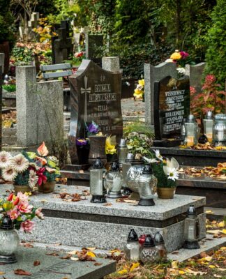 nagrobki Warszaw
